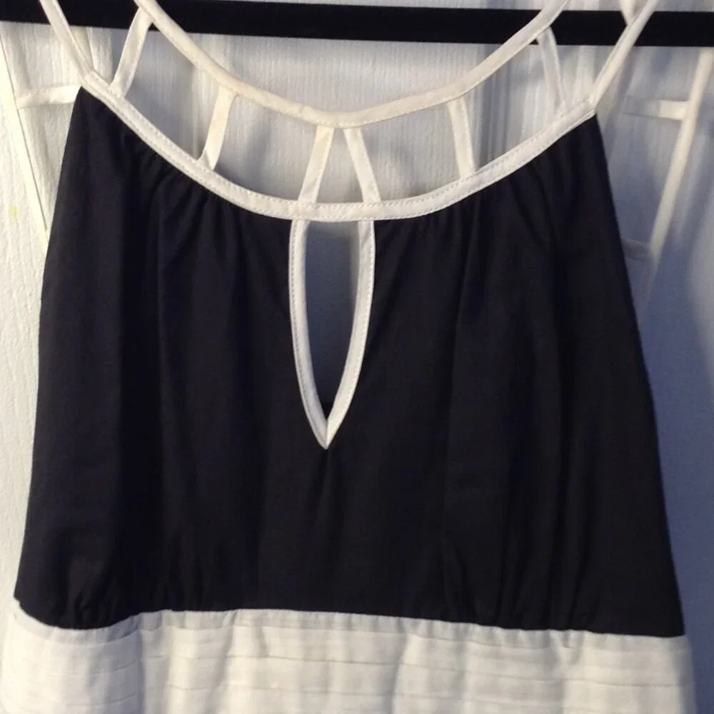 VTG XXI M cotton keyhole lined boho resort wear Y2K vintage inspired black/white